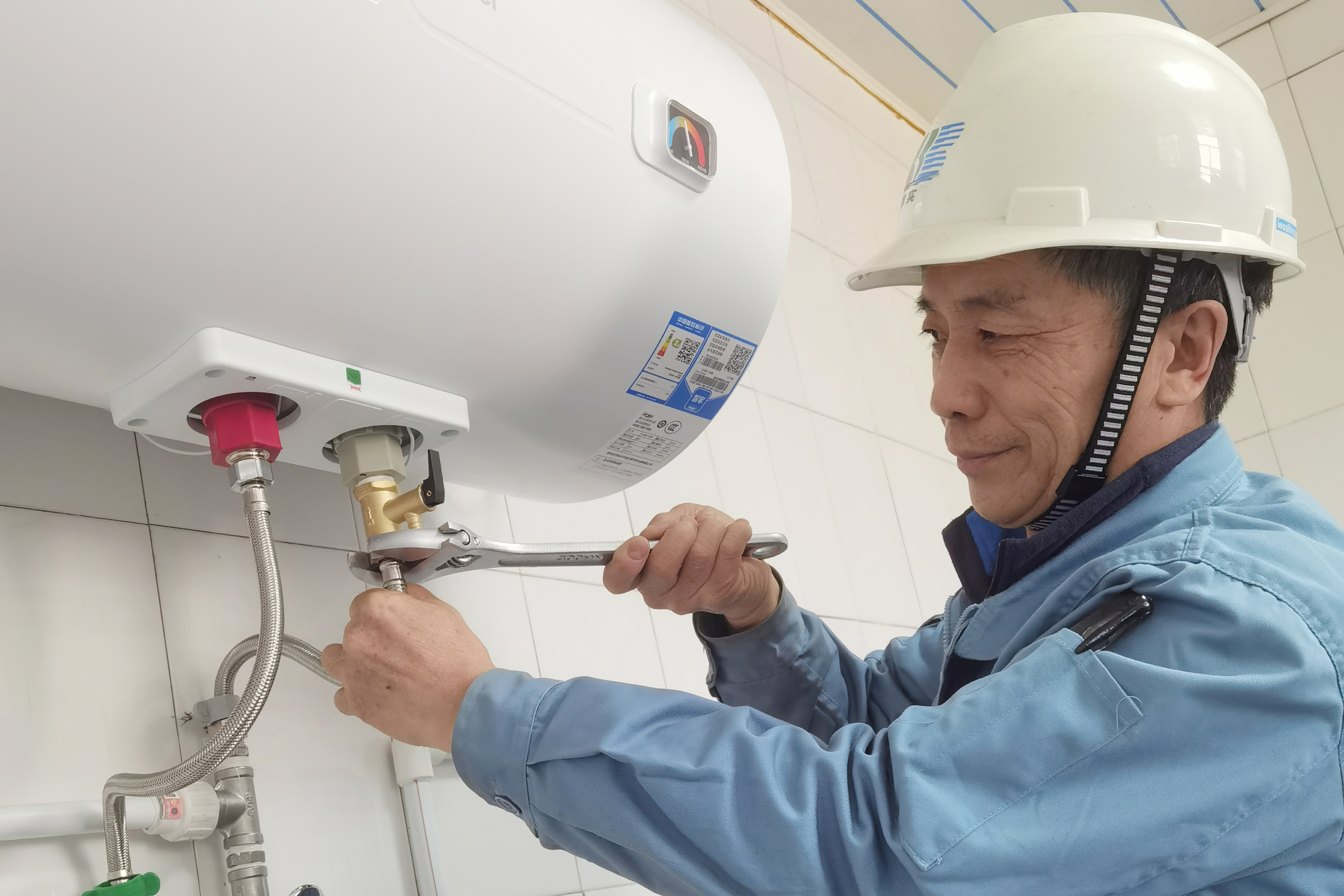 情系员工送眷注，，，，浓浓温暖在心间_杏耀平台：机械人及智能工厂解决计划专家
