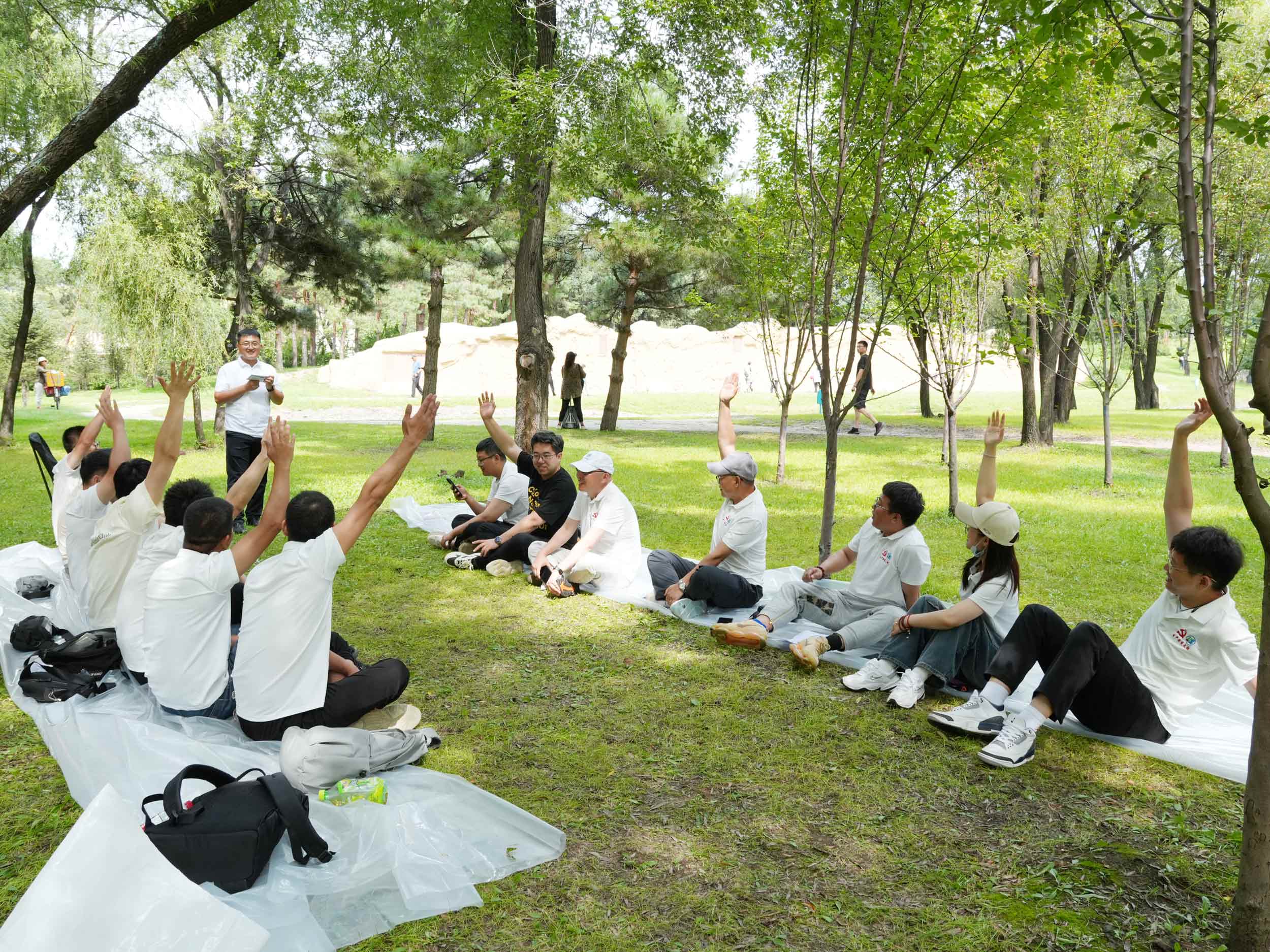 传承红色基因，，，，，思念革命先烈 ——生产装置支部组织学习东北抗联精神_杏耀平台：机械人及智能工厂解决计划专家