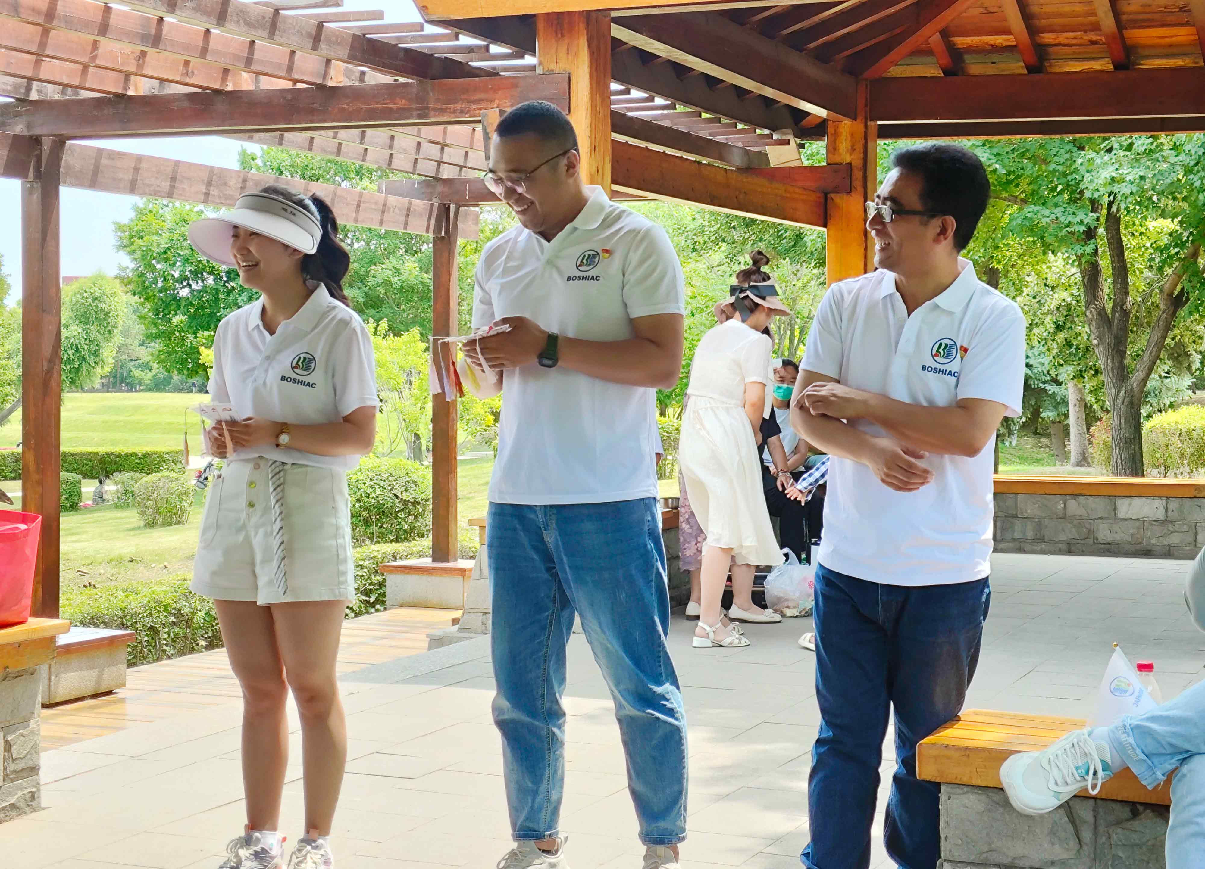 手艺一支部迎七一、科技、爱国主题运动_杏耀平台：机械人及智能工厂解决计划专家