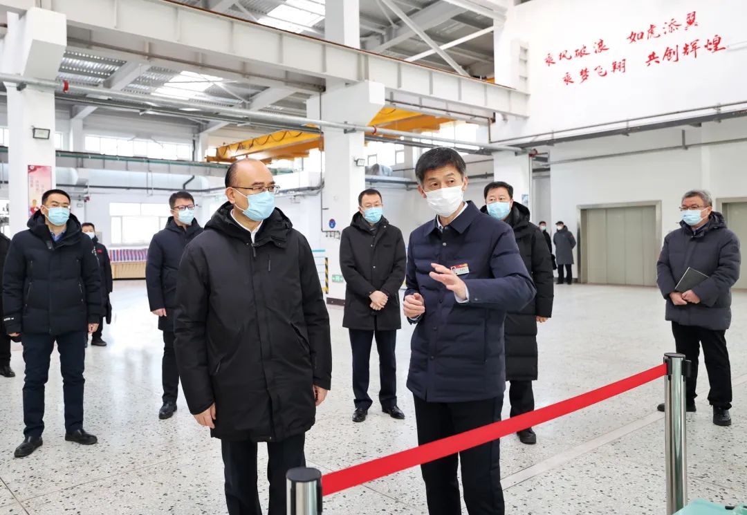 许勤书记莅临杏耀平台股份调研指导_杏耀平台：机械人及智能工厂解决计划专家