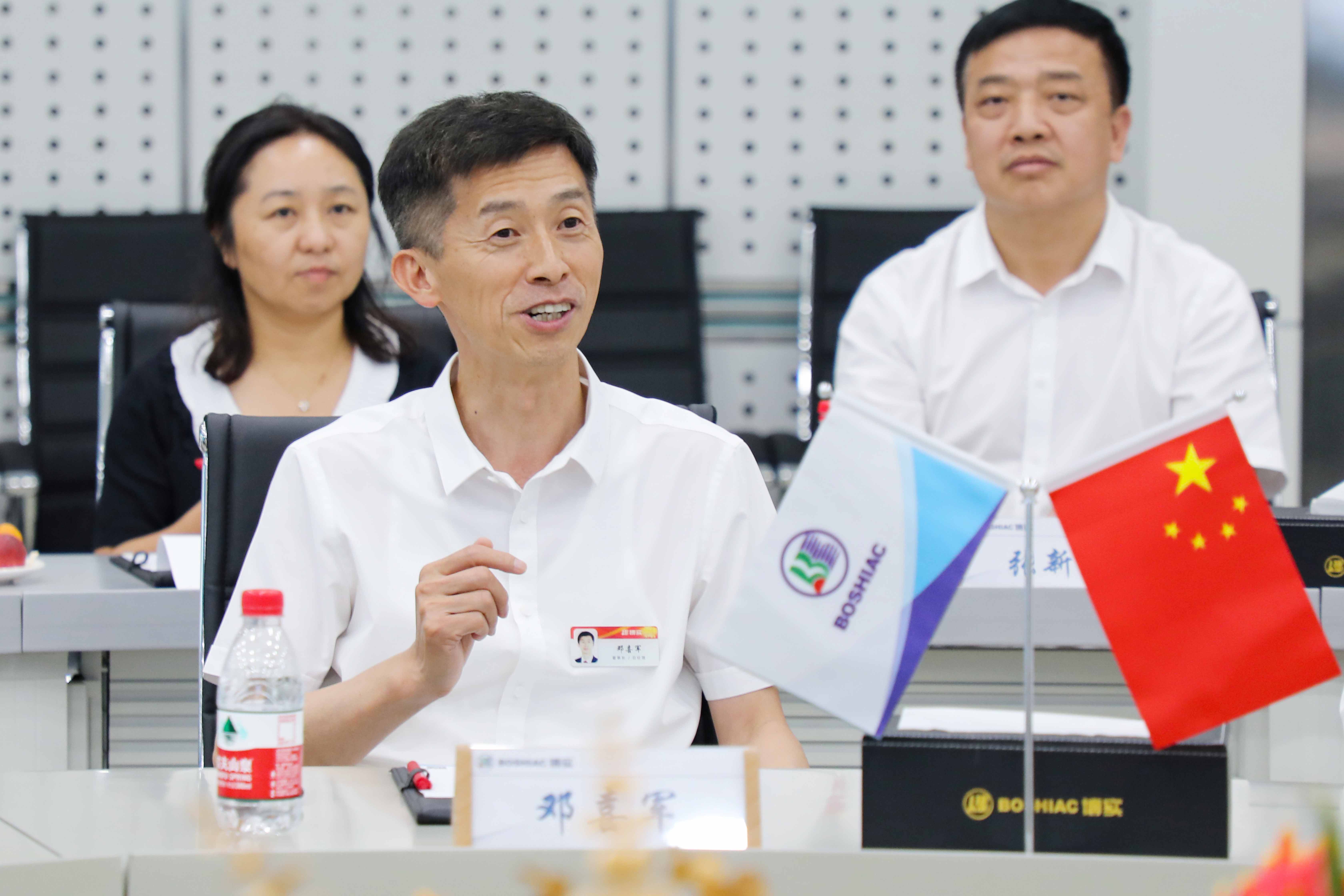 中国联通董事长刘烈宏莅临杏耀平台公司旅行指导_杏耀平台：机械人及智能工厂解决计划专家